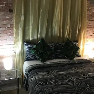 El Conde De Atrini Guest house